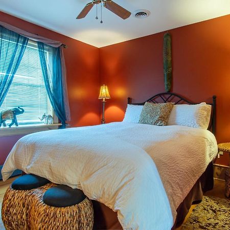 Emilyville Inn Campbellford Bagian luar foto