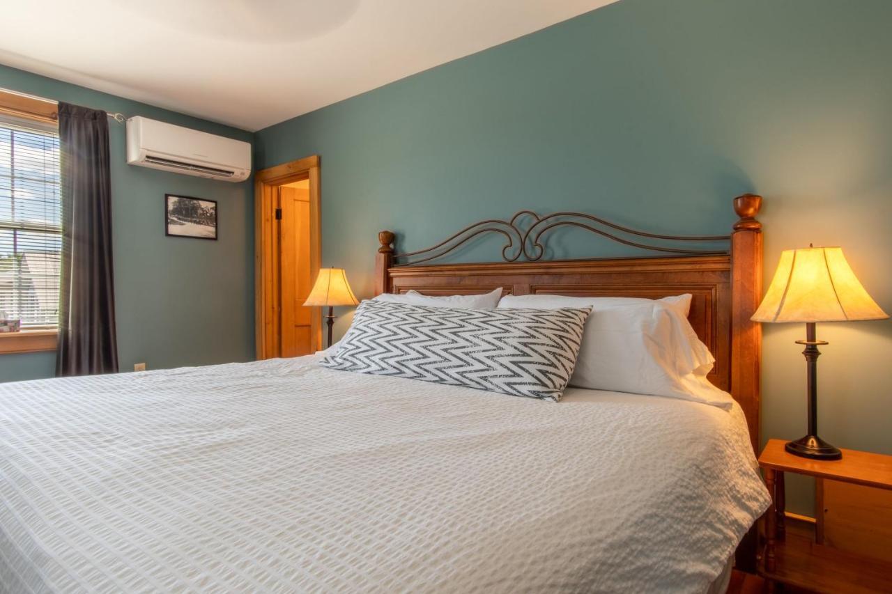 Emilyville Inn Campbellford Bagian luar foto